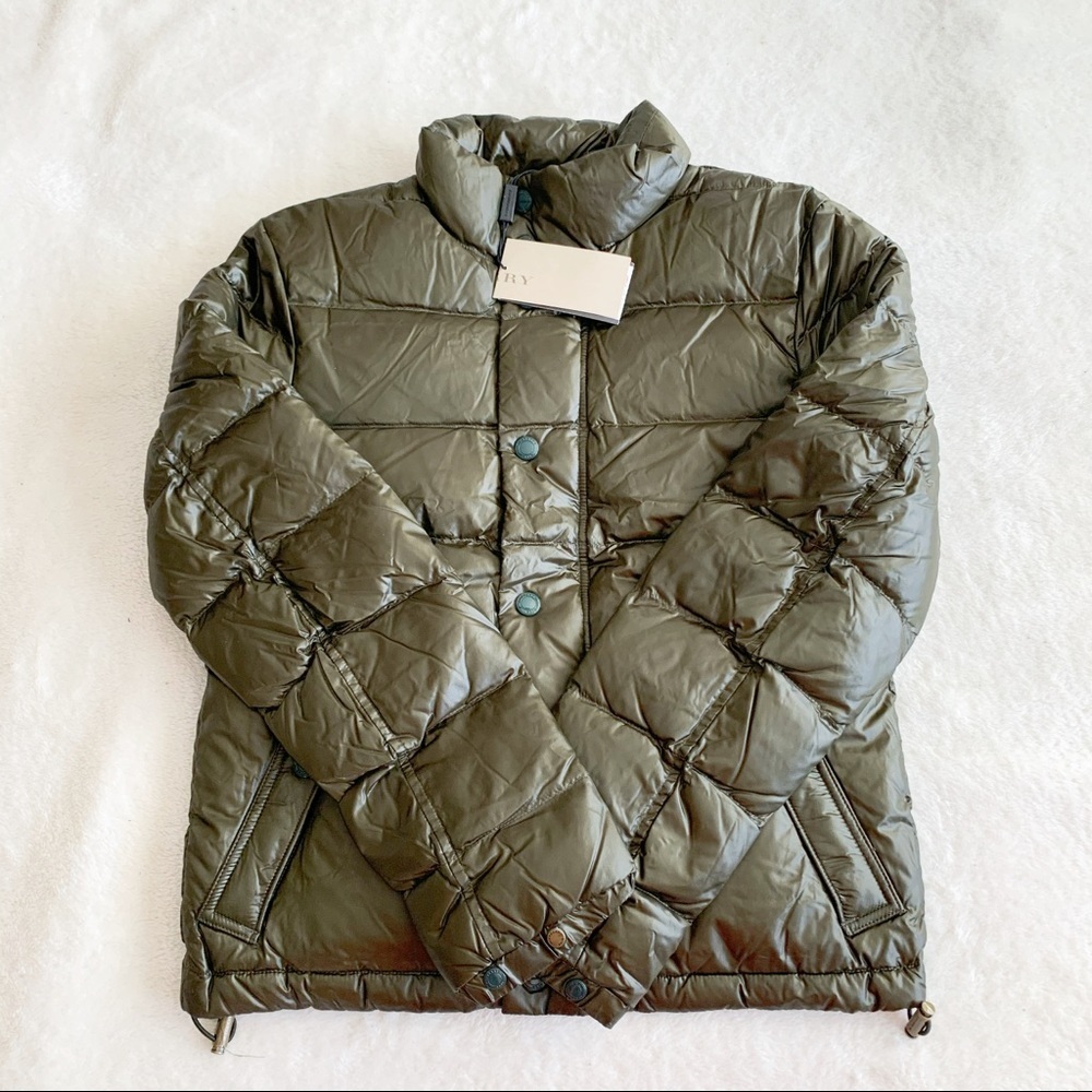 NWT Authentic Burberry Men’s Sport Down Jacket​​